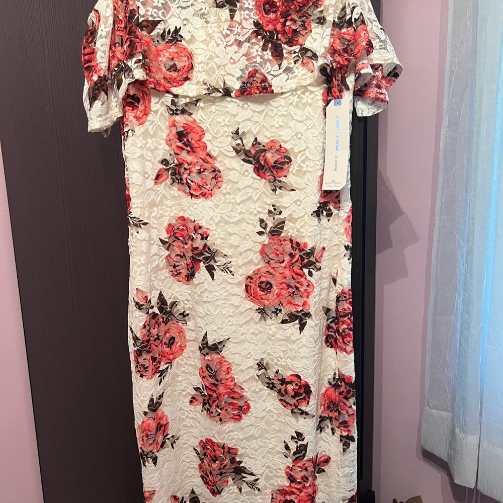Almost Famous Red and White Floral Lace Midi Dress